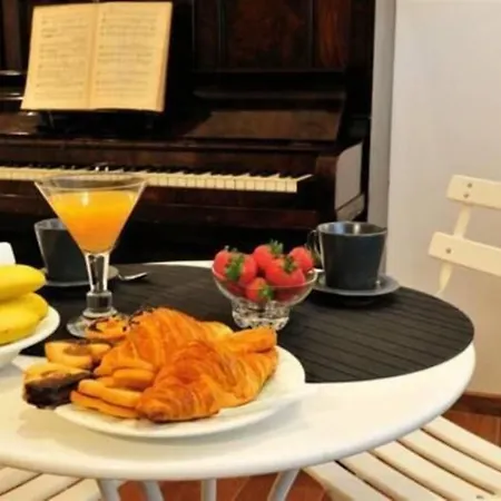 Bed & Breakfast La Casa Di Momi Roma